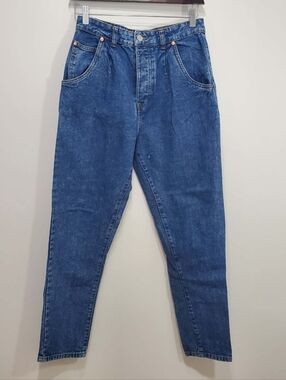 Refuge Denim Mom Jeans 05